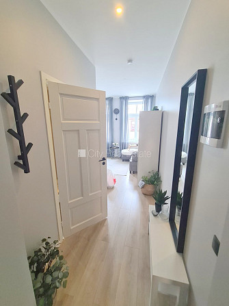 Pagalma ēka, fasādes māja, ieeja no ielas, kāpņu telpa pēc kapitālā remonta, logi vērsti Rīga - foto 7