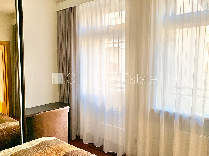 Fasādes māja, ieeja no ielas, ir lifts, guļamistabu skaits 1 gab., augstie griesti, gāzes Rīga - foto 12