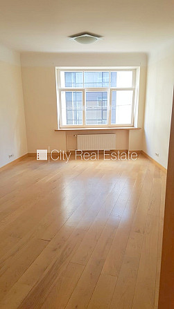 Fasādes māja, renovēta māja, viena kvadrātmetra apsaimniekošanas maksa mēnesī  0,70 EUR, Rīga - foto 2