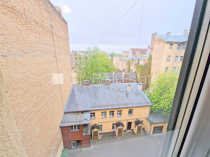 Projekts - Matīsa 38, pagalma ēka, renovēta māja, labiekārtots apzaļumots pagalms, ieeja no Rīga - foto 13