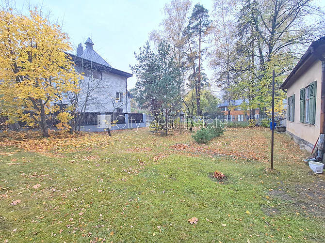 Земля в собственности, частный дом, металическое покрытие крыши, благоустроенная Юрмала - изображение 19