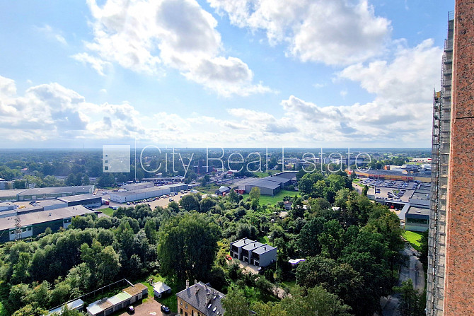 Jaunceltne, slēgta teritorija, teritorijas iebrauktuves vārti aprīkoti ar automatizētu Rīga - foto 4