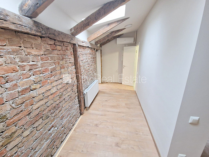 Pagalma ēka, renovēta māja, slēgts pagalms, ieeja no ielas un pagalma, mansards, ir lifts, Rīga - foto 6