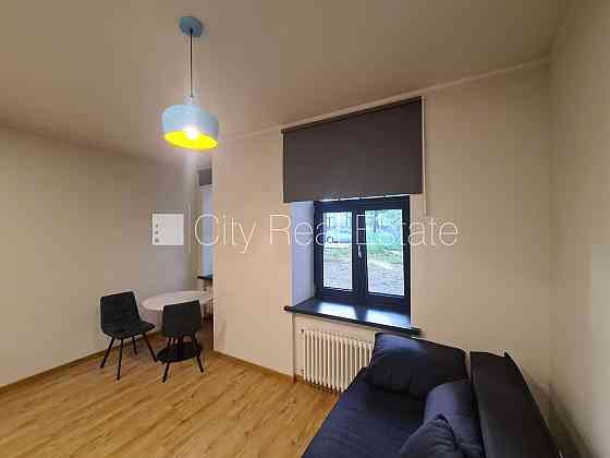 Здание во дворе, реновированный дом, закрытый двор, вход со двора, лифт, Rīga