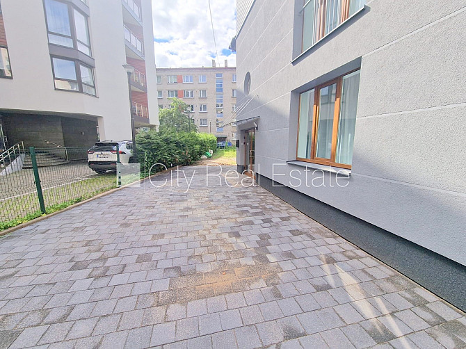 Fasādes māja, renovēta māja, slēgts pagalms, iežogota teritorija, vieta automašīnai, ieeja Rīga - foto 20