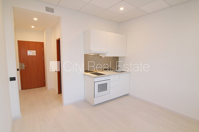 Fasādes māja, renovēta māja, slēgts pagalms, iežogota teritorija, ieeja no ielas, ir lifts, Rīga - foto 4