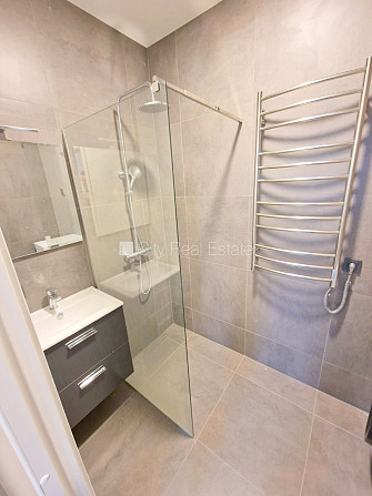 Pagalma ēka, renovēta māja, slēgts pagalms, apsargāts pagalms, ieeja no ielas un pagalma, Rīga - foto 3