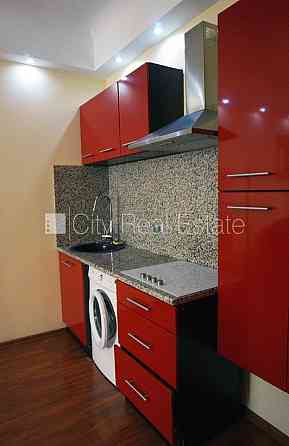 Проект - Aleksandra Čaka 33 (Александра Чака 33), дом во дворе, реновированный дом, зеленая Rīga