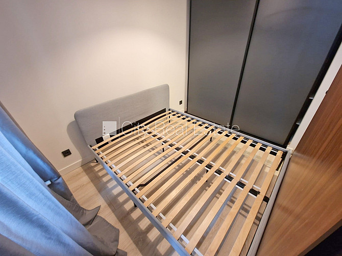 Fasādes māja, renovēta māja, slēgts pagalms, ieeja no ielas, ir lifts, kāpņu telpa pēc Rīga - foto 19