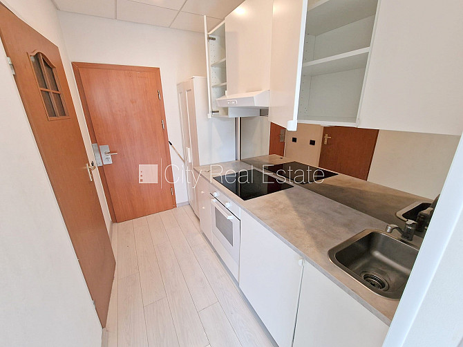 Jaunceltne, fasādes māja, slēgts pagalms, ieeja no ielas, ir lifts, kāpņu telpa pēc Rīga - foto 8