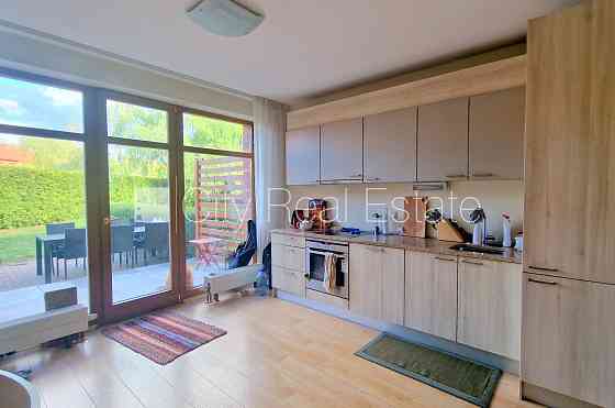 Проект - Апоги, рядный дом, новостройка, благоустроенная озеленённая территория, Рига