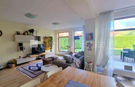 Проект - Апоги, рядный дом, новостройка, благоустроенная озеленённая территория, Рига