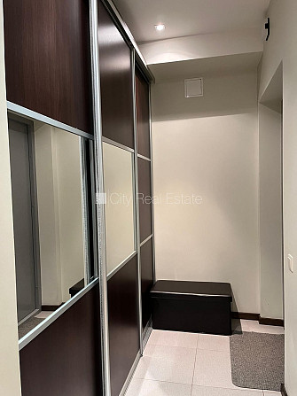 Новостройка, зеленая территория, территория обнесена забором, бесплатная Юрмала - изображение 19