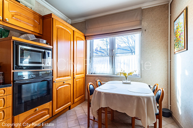 Земля в собственности, поменянное покрытие крыши, благоустроенный озеленённый Рига - изображение 7