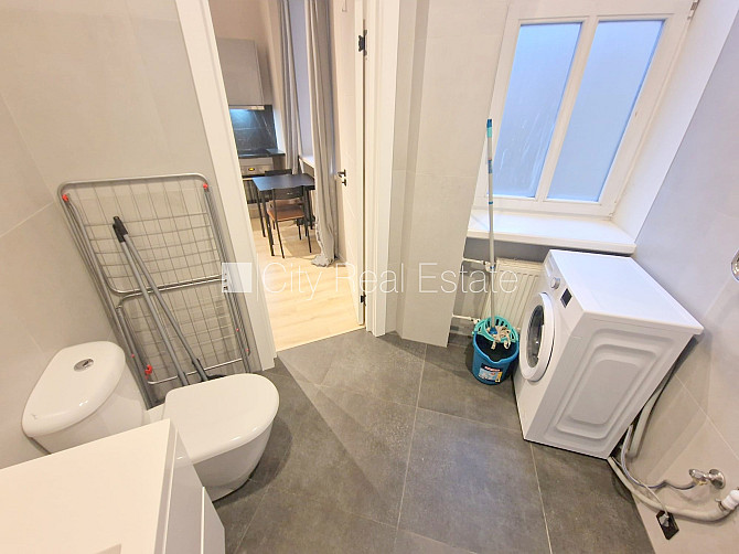 Pagalma ēka, renovēta māja, slēgts pagalms, apsargāts pagalms, ieeja no ielas, ir lifts, Rīga - foto 14