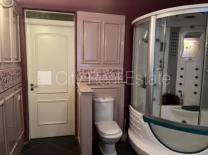 Новостройка, фасадный дом, закрытый двор, места для нескольких машин, вход с Рига - изображение 8