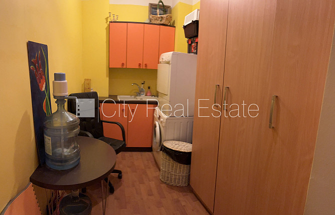 Новостройка, фасадный дом, закрытый двор, места для нескольких машин, вход с Рига - изображение 17