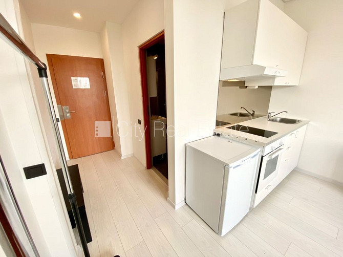 Fasādes māja, renovēta māja, slēgts pagalms, ieeja no ielas, ir lifts, kāpņu telpa pēc Rīga - foto 6