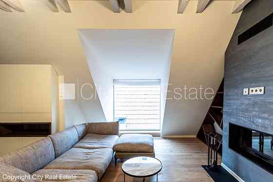 Фасадный дом, реставрированный дом, плата за обслуживание одного квадратного Рига