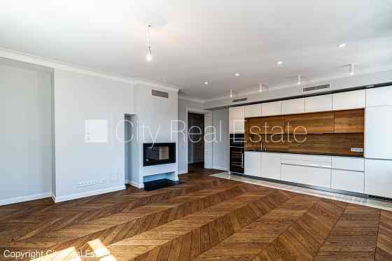 Реновированный дом, закрытый двор, возможность аренды парковки, охраняемая Рига