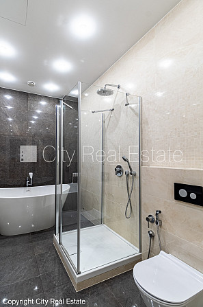 Реновированный дом, закрытый двор, возможность аренды парковки, охраняемая Рига - изображение 15