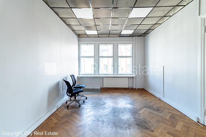 Fasādes māja, ieeja no ielas, ir lifts, logi vērsti uz pagalma pusi, logi vērsti uz ielas pusi, Rīga - foto 9