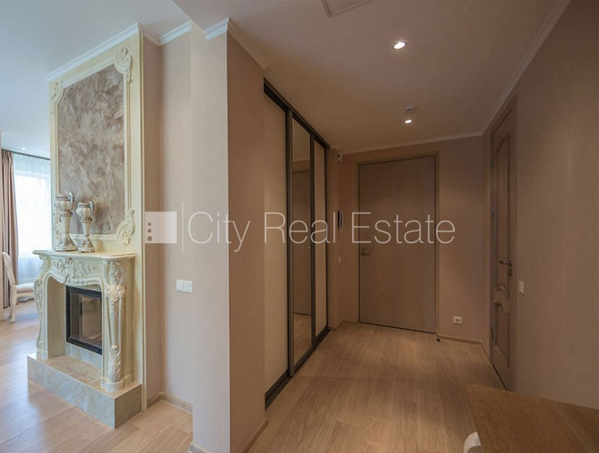 Новостройка, благоустроенная озеленённая территория, закрытый двор, подземная Юрмала - изображение 13