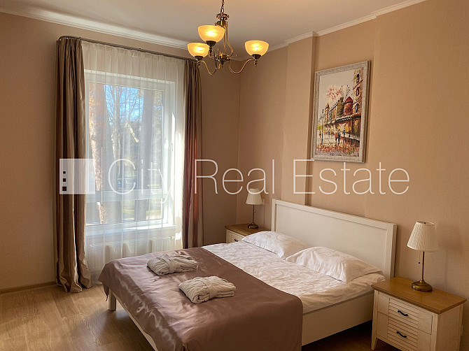 Новостройка, благоустроенная озеленённая территория, закрытый двор, подземная Юрмала - изображение 10