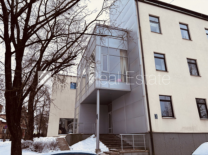 Fasādes māja, energo efektīva māja, labiekārtota apzaļumota teritorija, apsargāta Rīga - foto 16