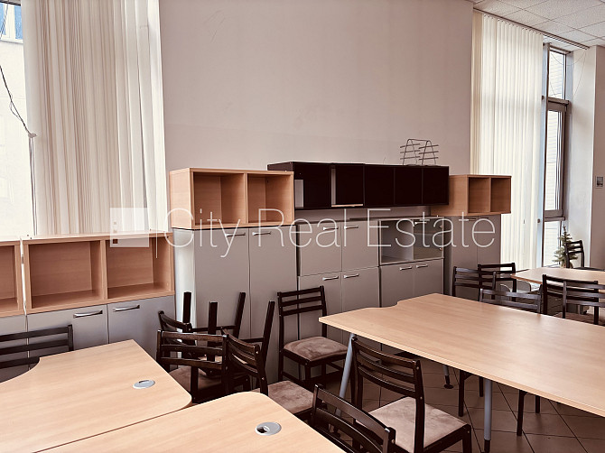 Fasādes māja, energo efektīva māja, labiekārtota apzaļumota teritorija, apsargāta Rīga - foto 13