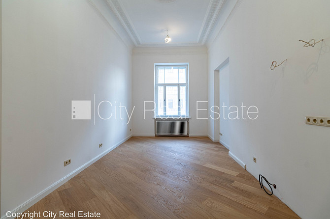 Fasādes māja, renovēta māja, nomainītas inženierkomunikācijas, mainīts Jumta segums, ir Rīga - foto 2