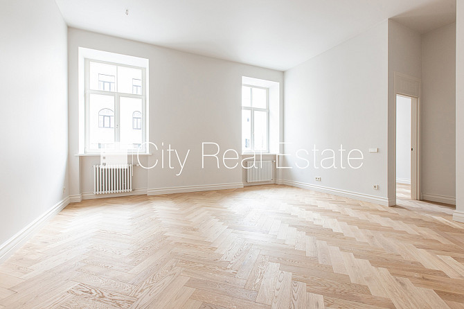 Земля в собственности, фасадный дом, реновированный дом, закрытый двор, лифт, Рига - изображение 18