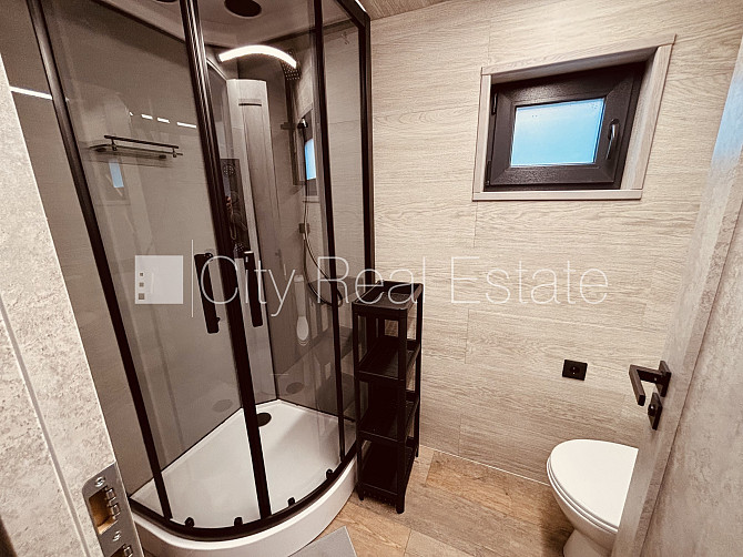 Частный дом, благоустроенная озеленённая территория, закрытая территория, Рига - изображение 13