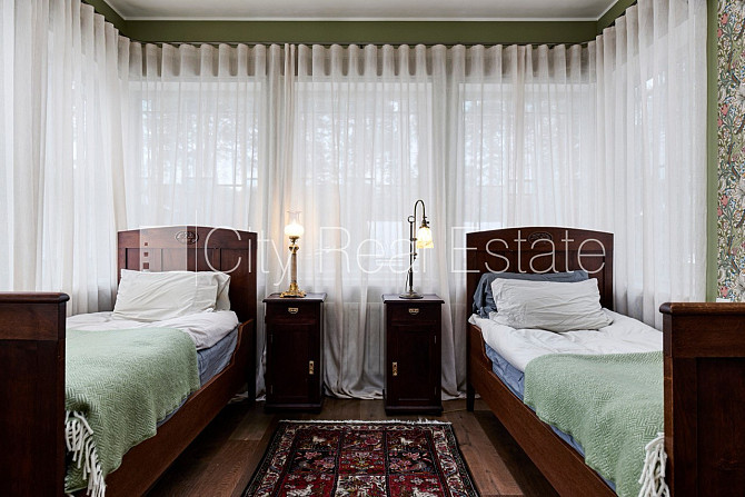 Частный дом, благоустроенная озеленённая территория, подъездная дорога покрыта Юрмала - изображение 20