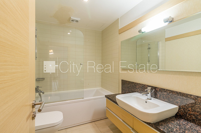 Slēgta teritorija, iežogota teritorija ar metāla sētu, teritorijas iebrauktuves vārti Rīga - foto 9