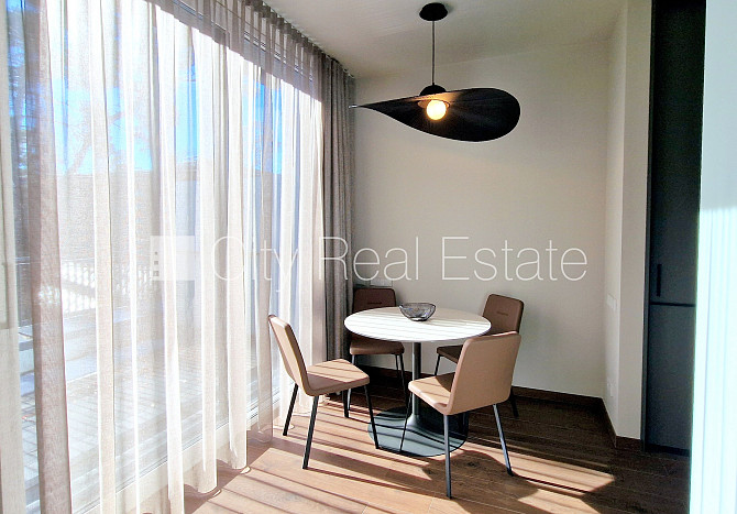 Jaunceltne, fasādes māja, labiekārtota apzaļumota teritorija, pazemes autostāvvieta, ieeja no Jūrmala - foto 15