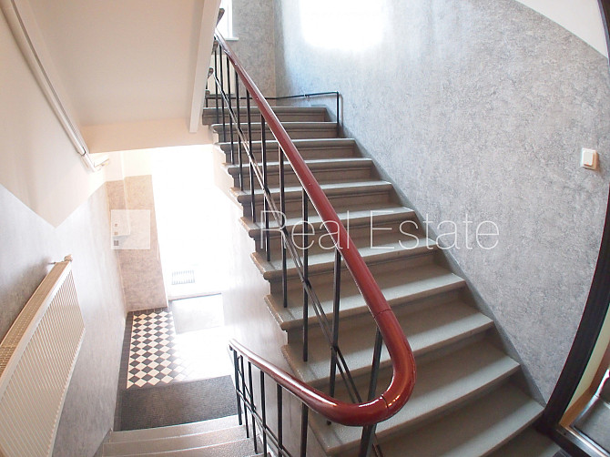 Реновированный дом, благоустроенная озеленённая территория, закрытый двор, Рига - изображение 11