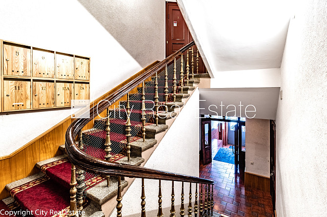 Фасадный дом, реновированный дом, кирпичные стены, фасад с декоративной Рига - изображение 18