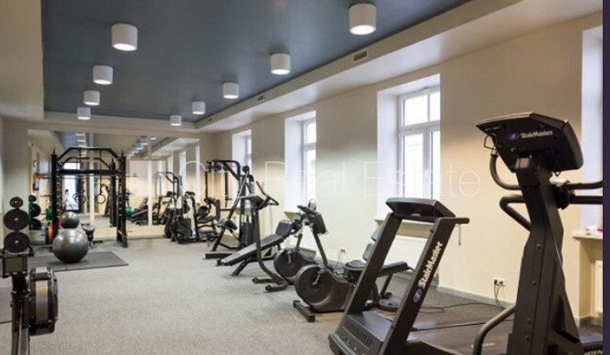 Pagalma ēka, ieeja no pagalma, ir lifts, sauna, guļamistabu skaits 3 gab., viesistaba, sporta Rīga - foto 15