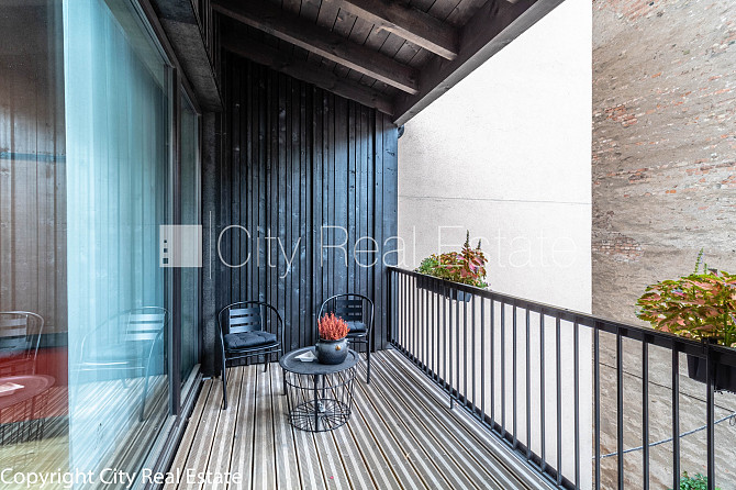 Дом во дворе, закрытый двор, место для машины, апартаменты люкс, количество спален Рига - изображение 14