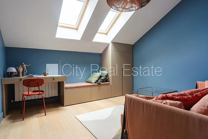 Реновированный дом, апартаменты люкс 82 м2, лифт, лестничная клетка после Рига - изображение 18