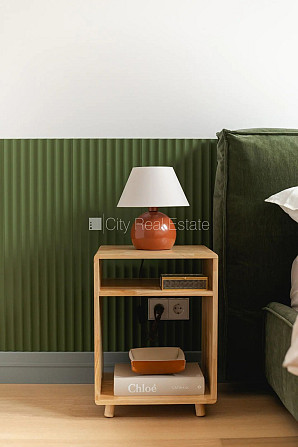 Реновированный дом, апартаменты люкс 82 м2, лифт, лестничная клетка после Рига - изображение 12