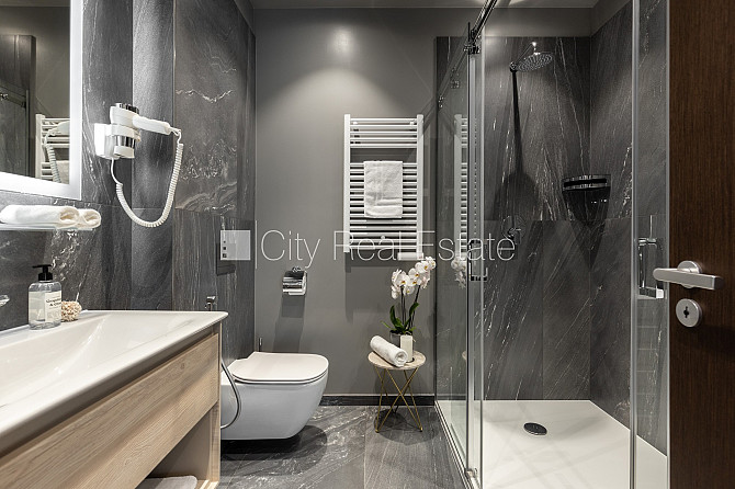 Новостройка, фасадный дом, благоустроенный озеленённый двор, подземная стоянка, Юрмала - изображение 10