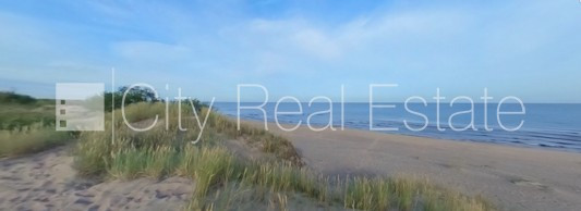 Zeme īpašumā, zaļā teritorija, atļauts būvēt tūrisma pakalpojuma objektu, viesu māju, Rīga - foto 1