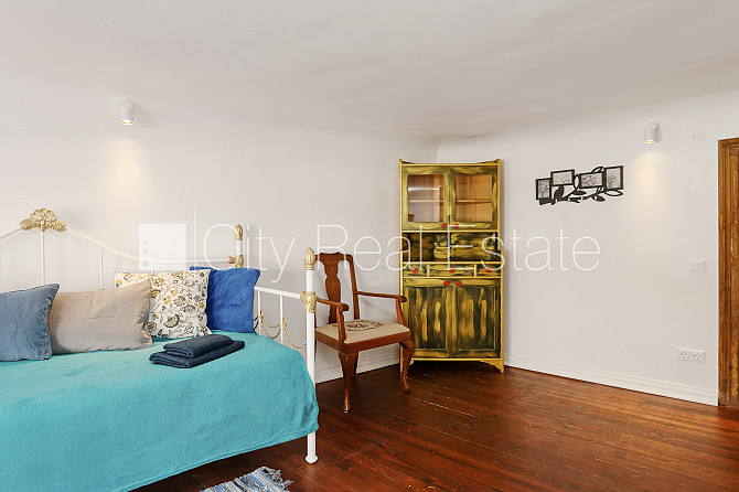 Fasādes māja, ieeja no ielas, guļamistabu skaits 4 gab., istabas izolētas 4 gab., virtuve, Rīga - foto 15