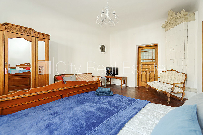 Фасадный дом, вход с улицы, количество спален 4 шт., изолированные комнаты 4 шт., Рига - изображение 4