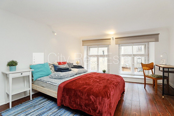 Фасадный дом, вход с улицы, количество спален 4 шт., изолированные комнаты 4 шт., Рига - изображение 7