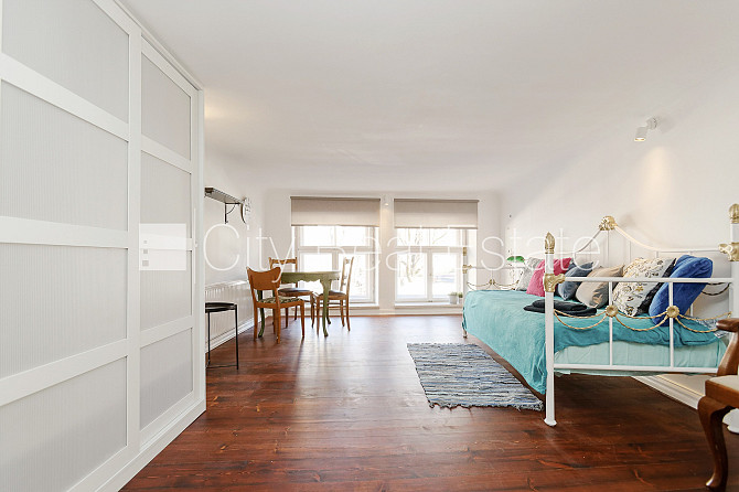 Фасадный дом, вход с улицы, количество спален 4 шт., изолированные комнаты 4 шт., Рига - изображение 18