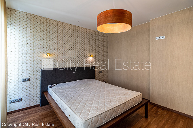 Fasādes māja, renovēta māja, mainīts Jumta segums, labiekārtota apzaļumota teritorija, Rīga - foto 10