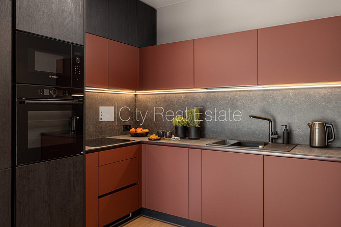 Jaunceltne, fasādes māja, zaļā teritorija, labiekārtots apzaļumots pagalms, pazemes Jūrmala - foto 11